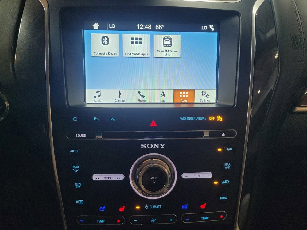 Used 2018 Ford Explorer Platinum image 25