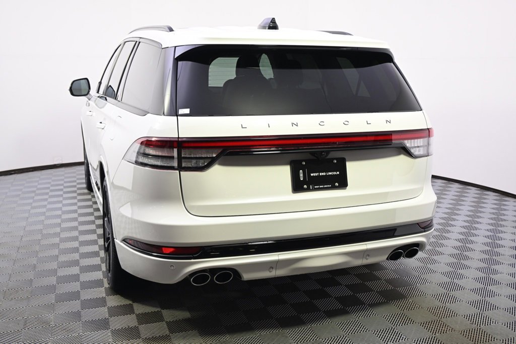 New 2026 Lincoln Aviator Reserve image 4