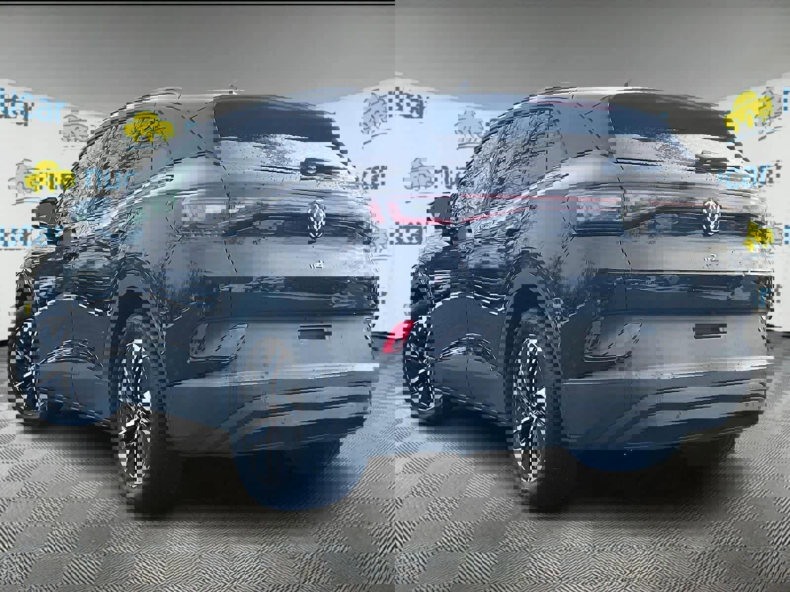 Used 2021 Volkswagen ID.4 Pro image 3