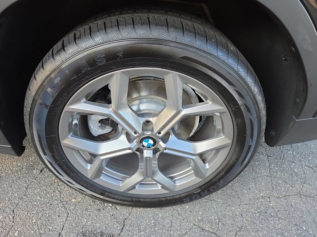 Used 2023 BMW X3 xDrive30i w/ Premium Package AWD/4WD image 16