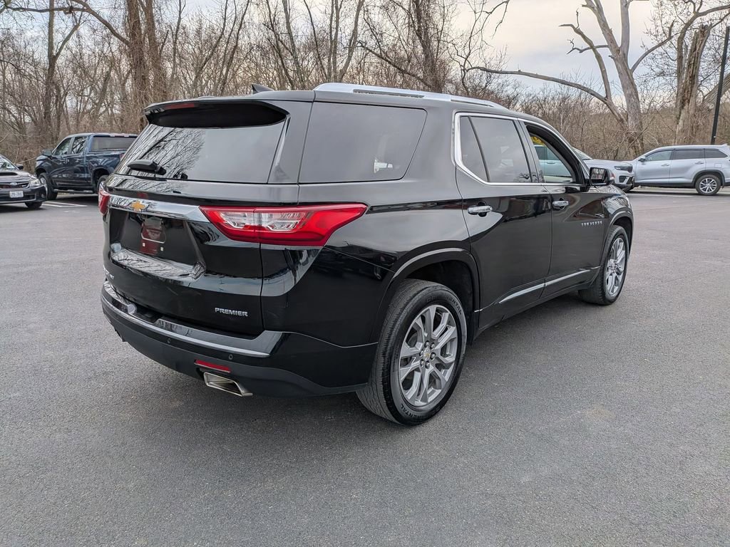 Used 2019 Chevrolet Traverse Premier AWD/4WD image 3