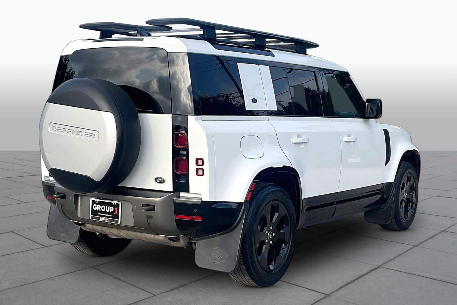 Used 2022 Land Rover Defender 110 X-Dynamic HSE AWD/4WD image 13