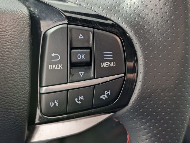 Used 2025 Ford Explorer ST-Line w/ ST-Line Street Pack image 17