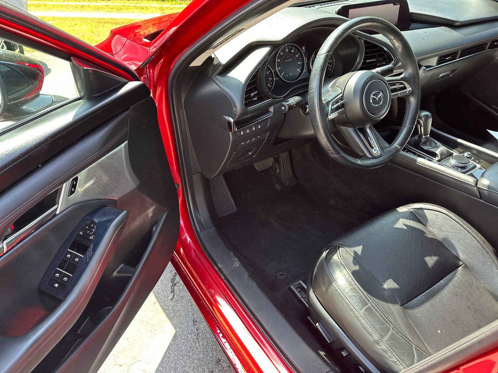 Used 2021 MAZDA MAZDA3 2.5 Turbo Sedan w/Premium Plus image 6