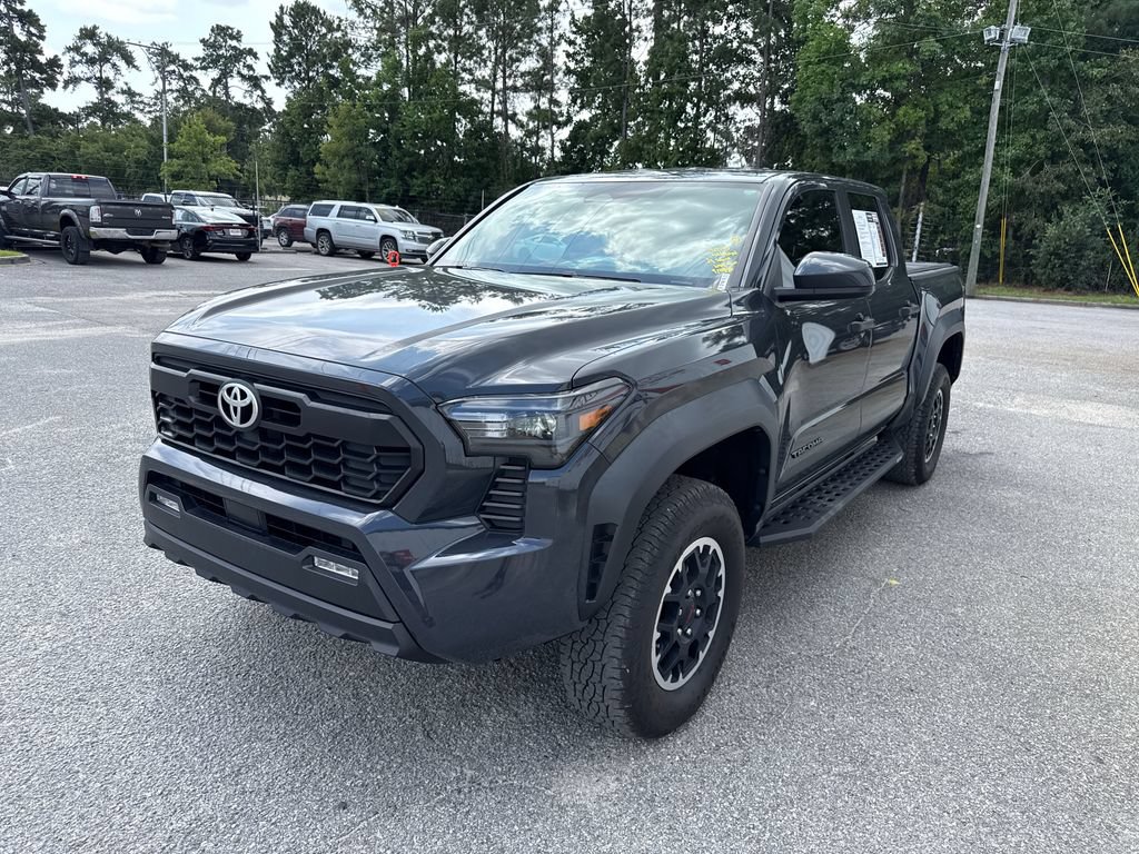 Used 2024 Toyota Tacoma TRD Off-Road AWD/4WD image 4