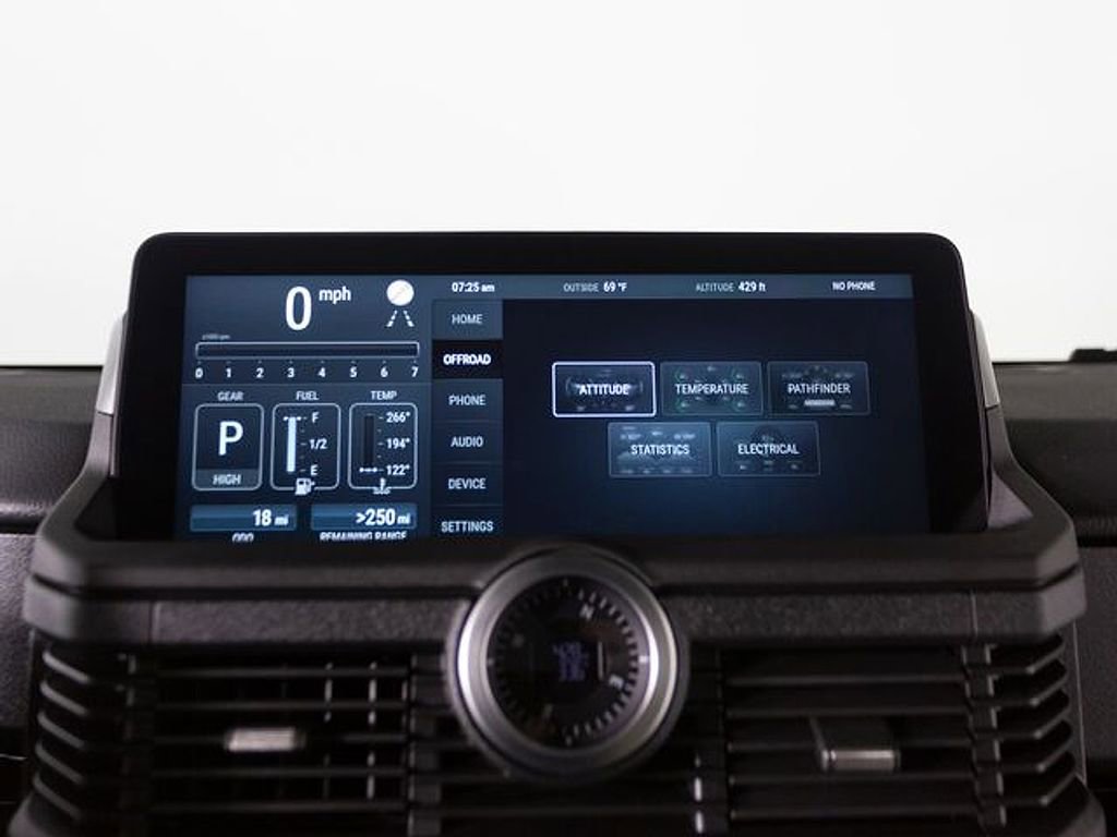 New 2025 INEOS Grenadier Fieldmaster Edition image 15