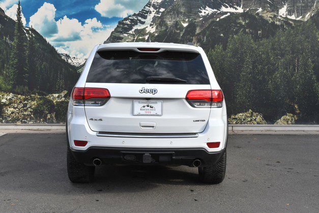 Used 2016 Jeep Grand Cherokee Limited w/ Trailer Tow Group IV image 10