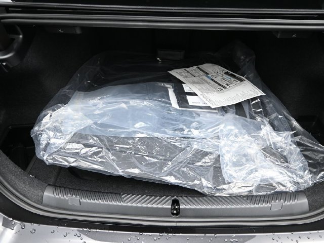 New 2026 BMW i5 eDrive40 AWD/4WD image 22