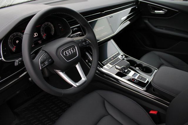 New 2025 Audi Q8 Premium AWD/4WD image 2