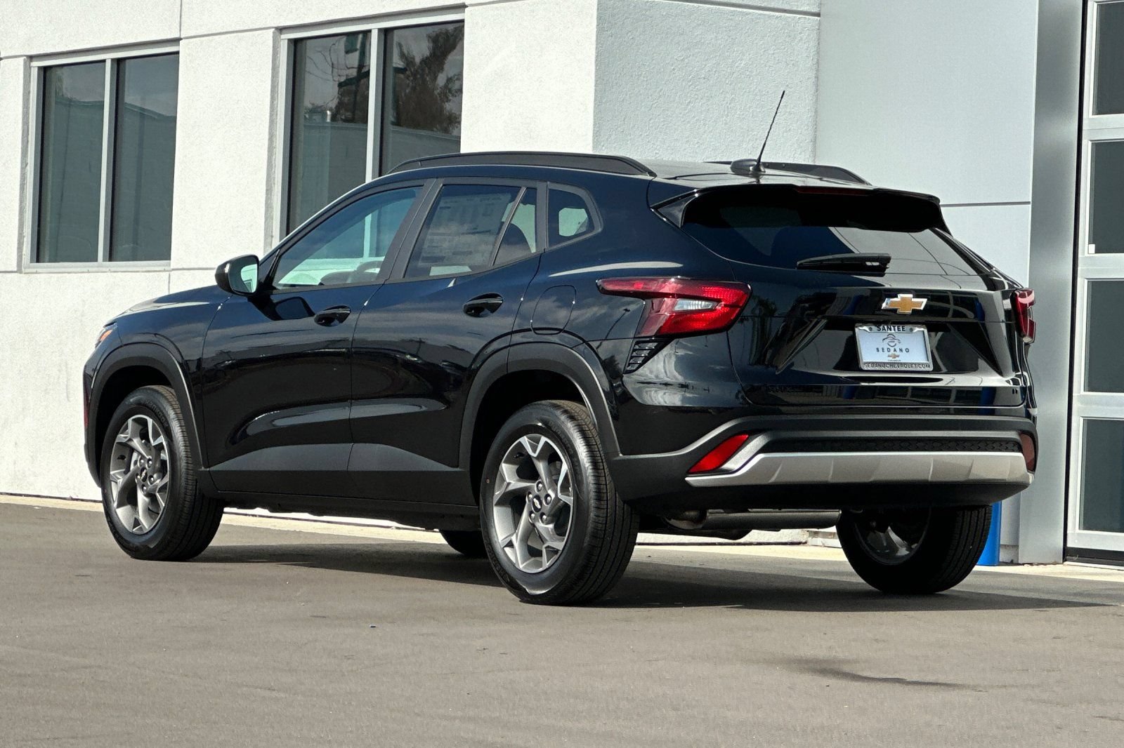 New 2026 Chevrolet Trax LT FWD image 6