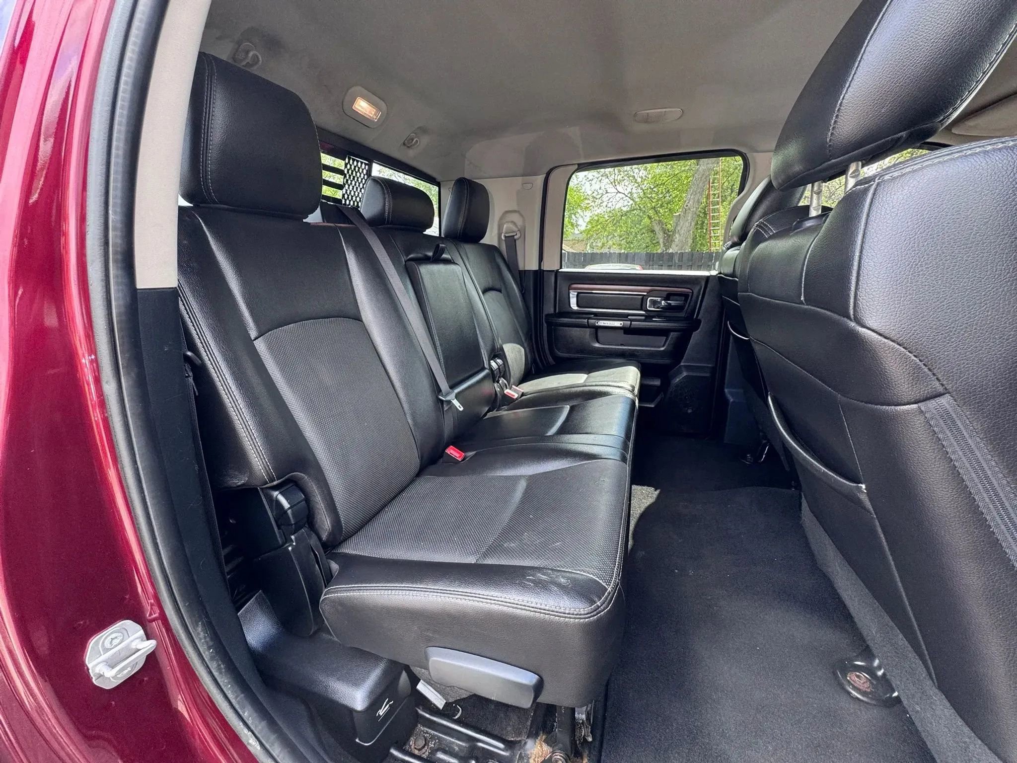 Used 2016 RAM 2500 Laramie AWD/4WD image 10