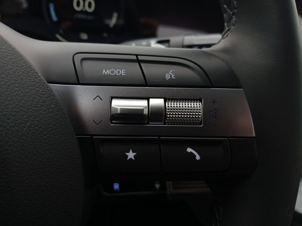 New 2025 Hyundai Sonata Limited FWD image 17
