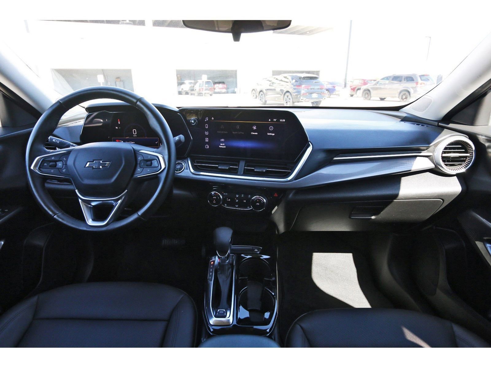 Used 2024 Chevrolet Trax ACTIV w/ Driver Confidence Package image 12