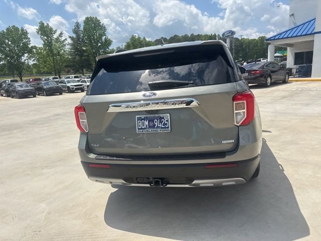 Used 2020 Ford Explorer XLT w/ Equipment Group 202A RWD image 10