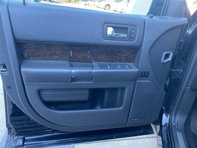 Used 2019 Ford Flex Limited image 17