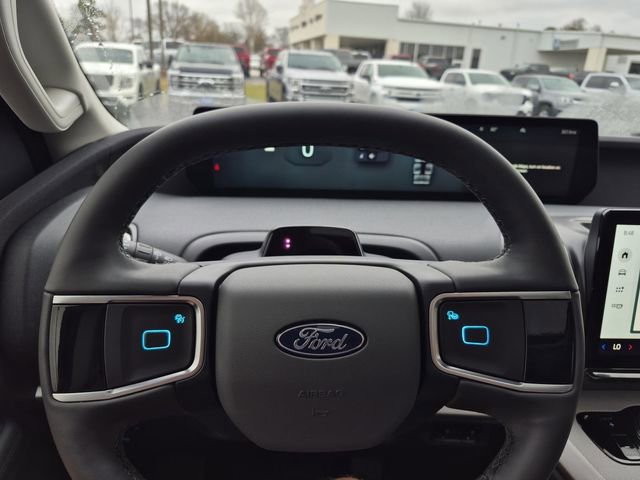 New 2025 Ford Expedition Active RWD image 22