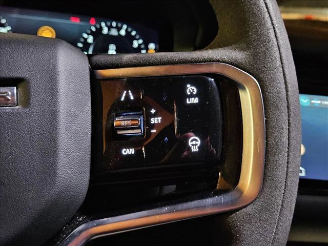 Used 2022 Land Rover Range Rover Evoque R-Dynamic SE image 12