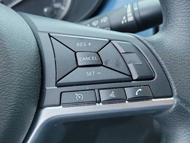 Used 2025 Nissan Versa SV FWD image 23