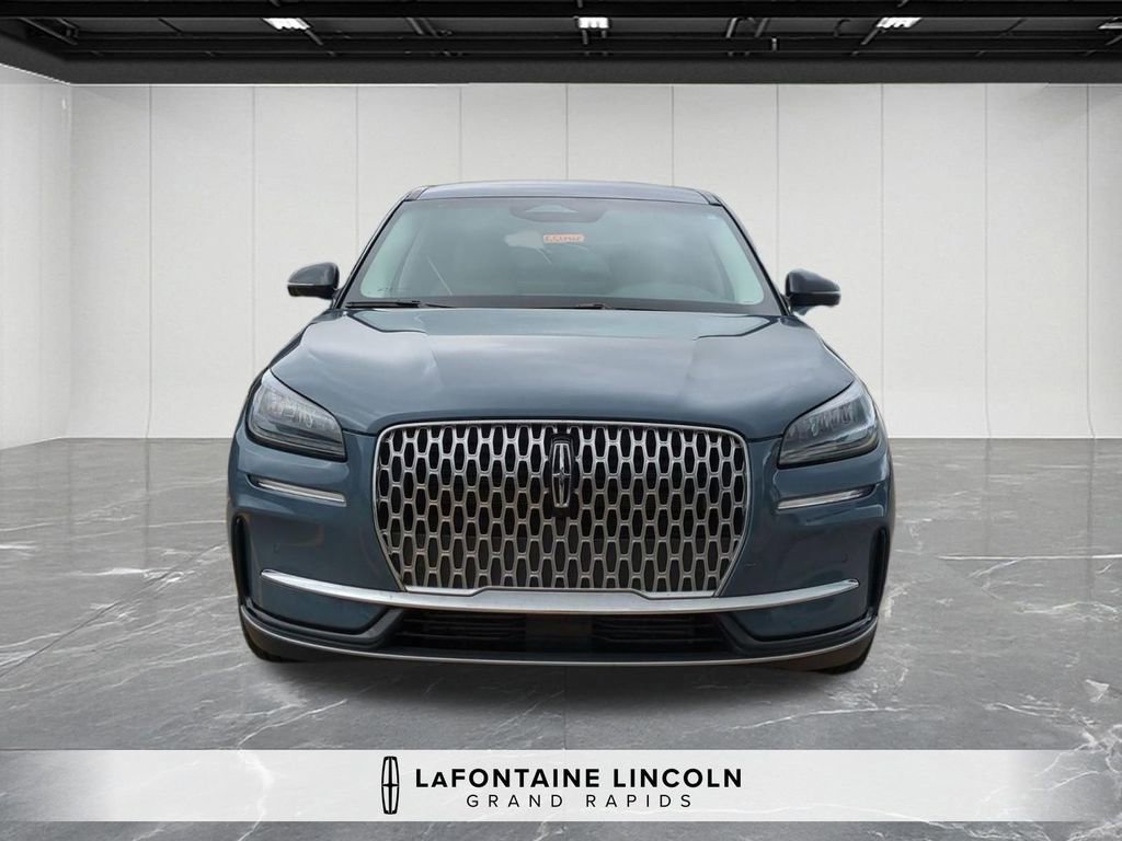 Used 2023 Lincoln Corsair AWD w/ Equipment Group 101A image 8
