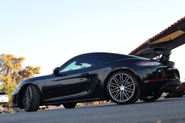 Used 2017 Porsche 718 Cayman S RWD image 17