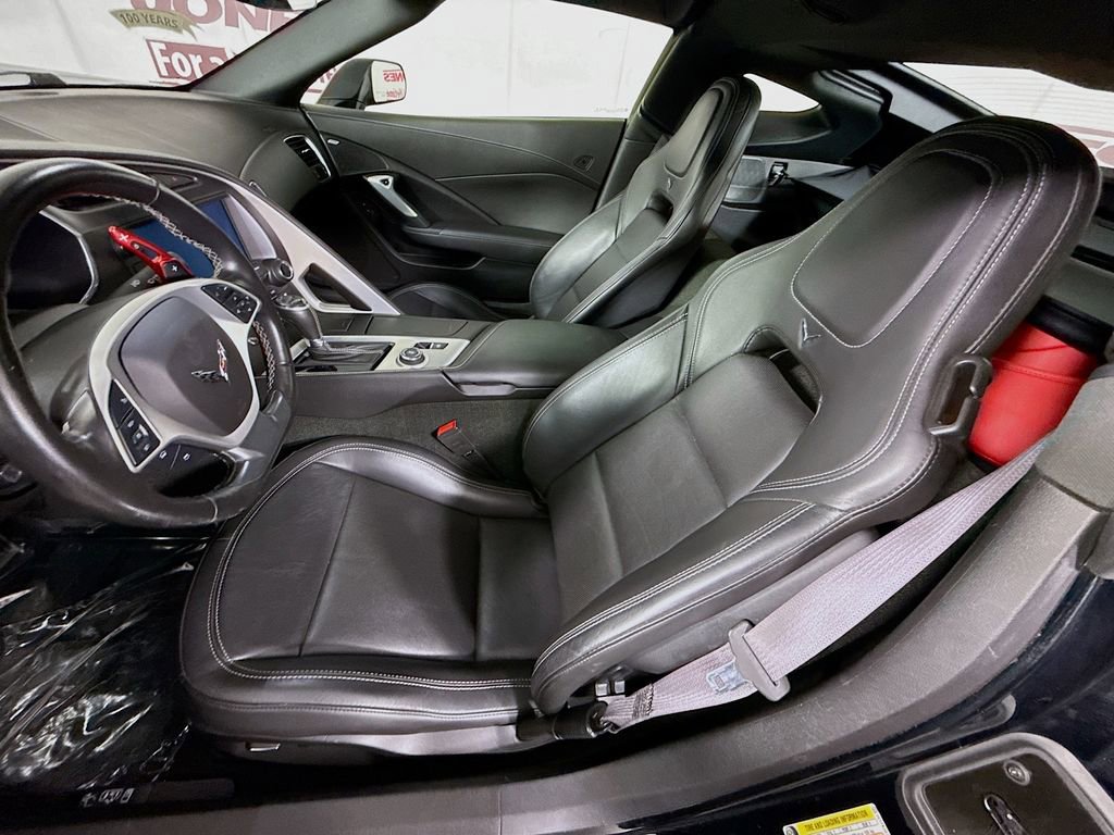 Used 2017 Chevrolet Corvette Stingray Coupe image 30