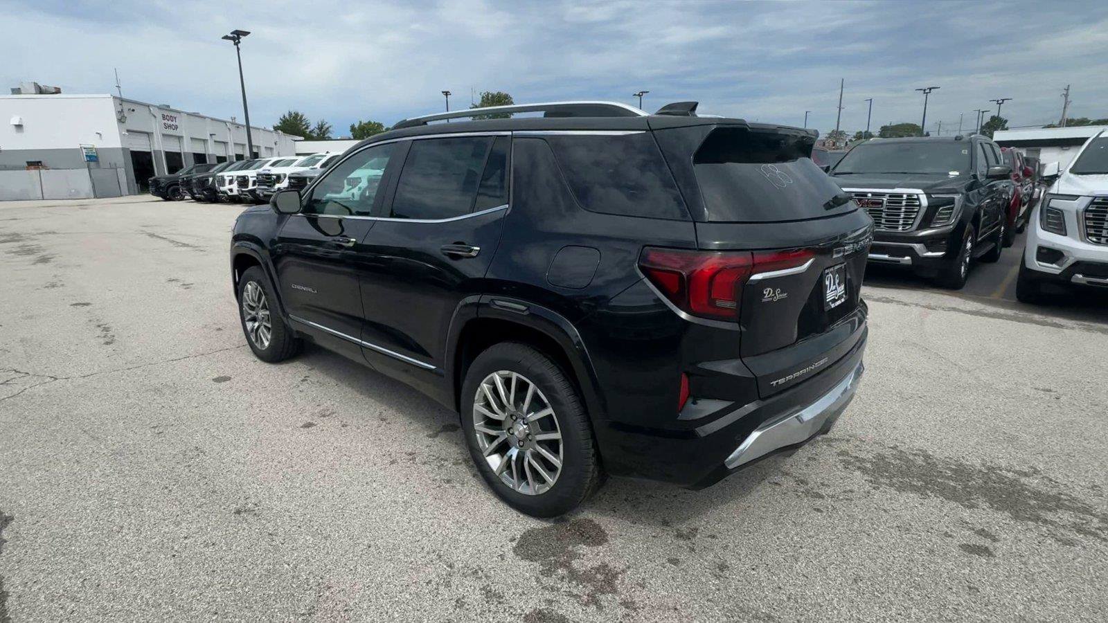 New 2027 GMC Terrain Denali AWD/4WD image 7