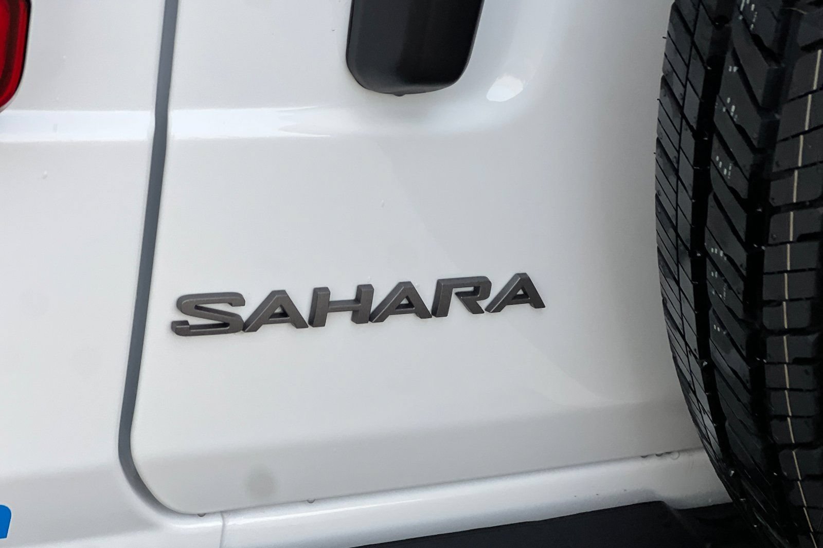 New 2026 Jeep Wrangler Unlimited Sahara AWD/4WD image 8