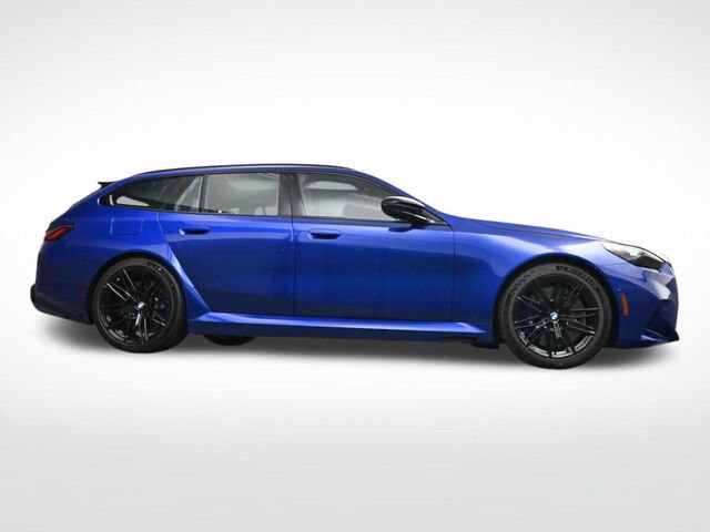 New 2027 BMW M5 Touring AWD/4WD image 31