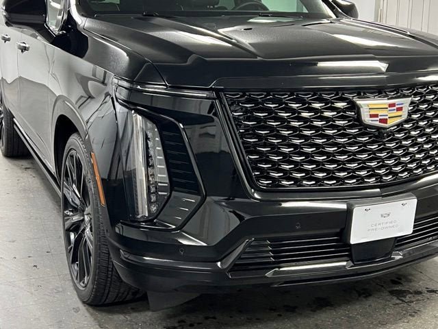 Used 2025 Cadillac Escalade ESV Premium Luxury w/ Touring Package AWD/4WD image 13