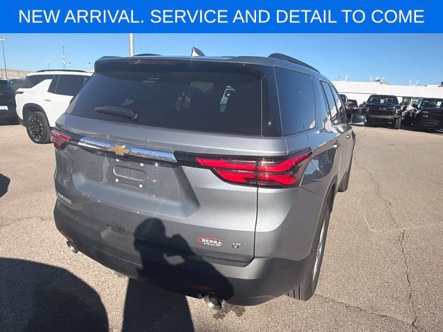 Used 2023 Chevrolet Traverse LT FWD image 8