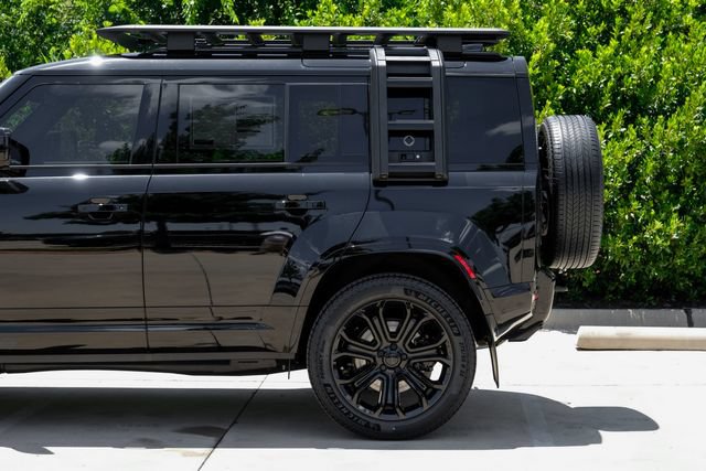 New 2026 Land Rover Defender 110 OCTA AWD/4WD image 14