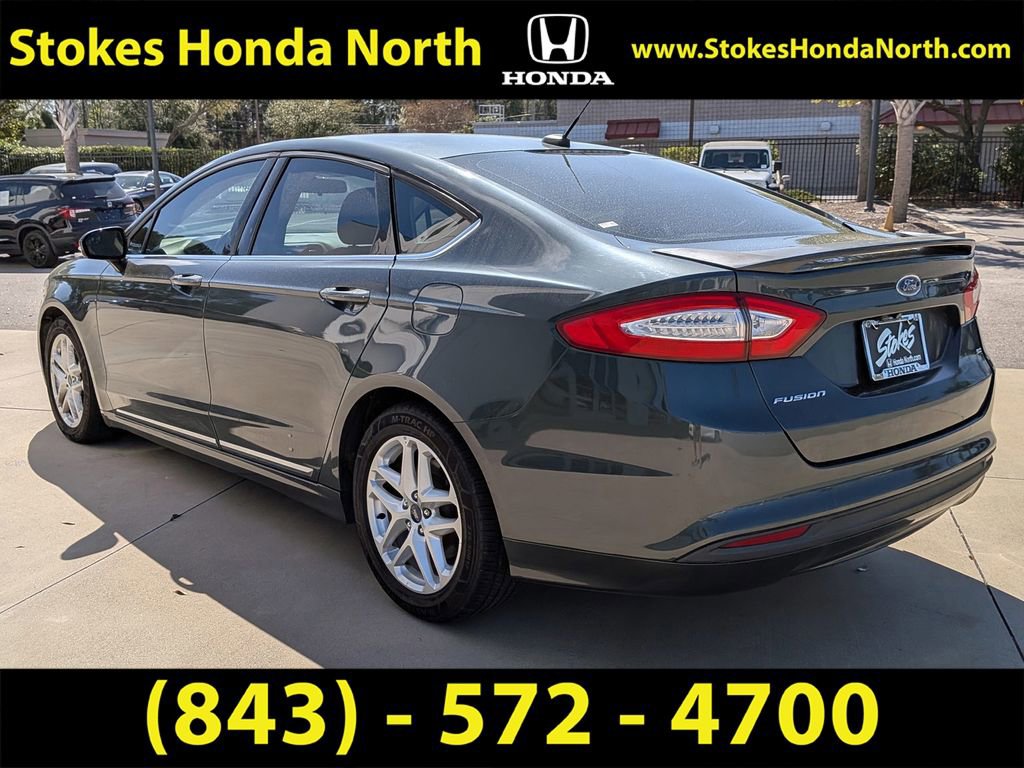 Used 2016 Ford Fusion SE image 6