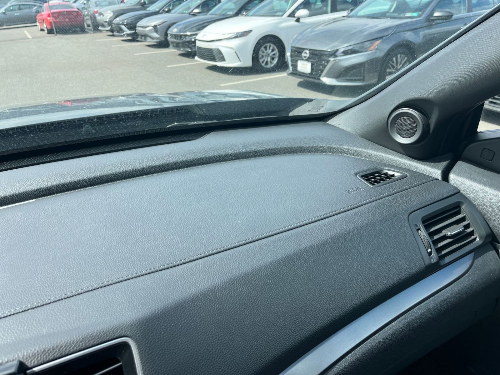 Used 2024 Honda Passport EX-L image 38