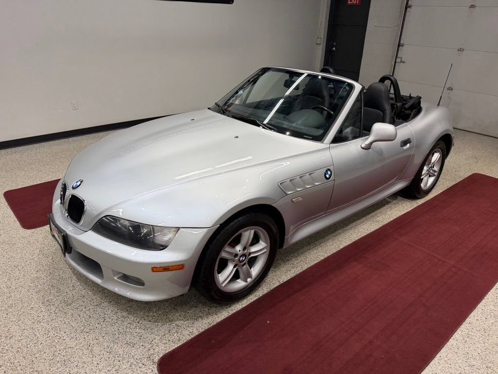 Used 2001 BMW Z3 2.5i RWD image 3