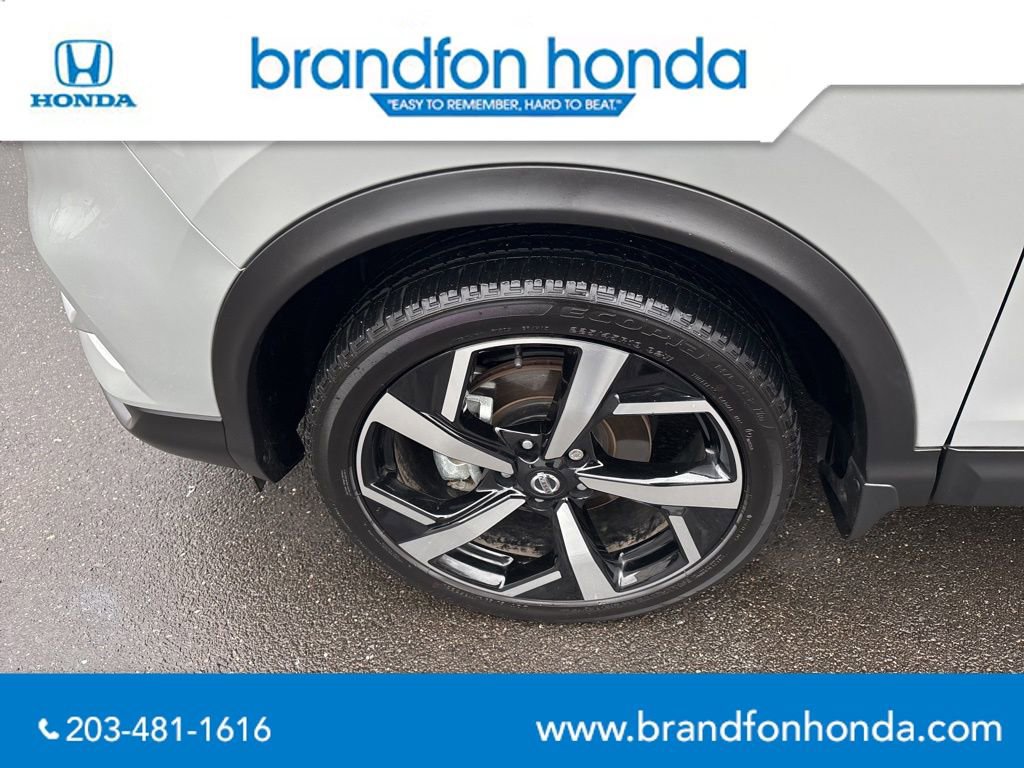 Used 2022 Nissan Rogue Sport SL w/ Premium Package image 31