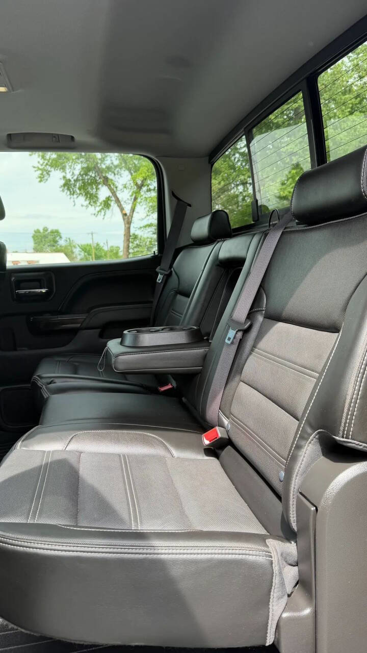 Used 2016 GMC Sierra 3500 Denali w/ Duramax Plus Package AWD/4WD image 21