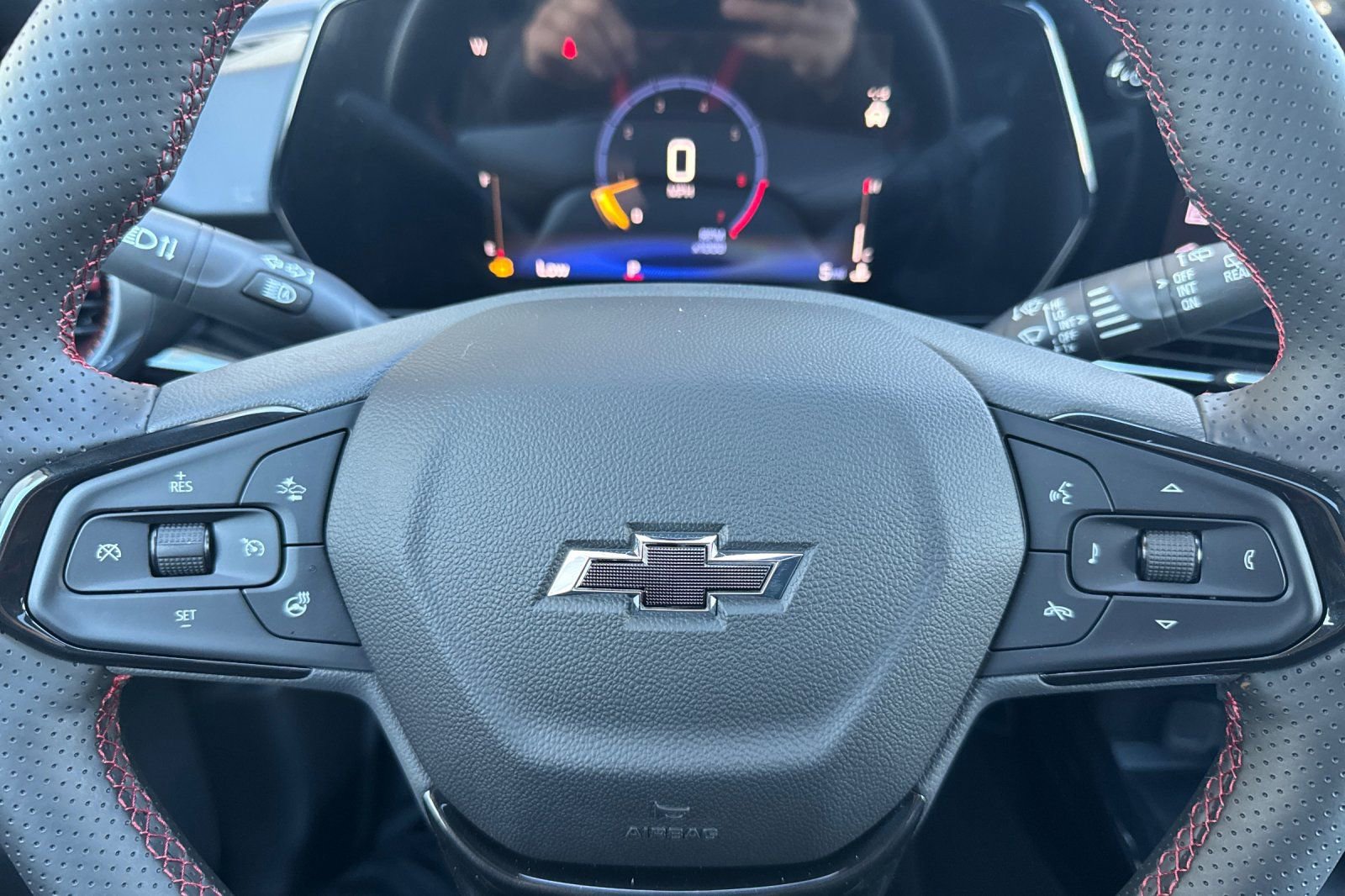 New 2026 Chevrolet Trax RS w/ Sunroof Package image 22