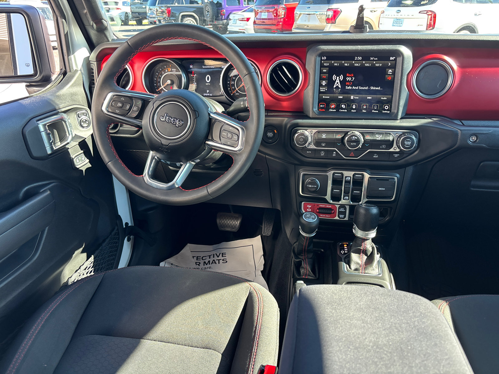 Used 2023 Jeep Gladiator Rubicon w/ LED Lighting Group AWD/4WD image 28