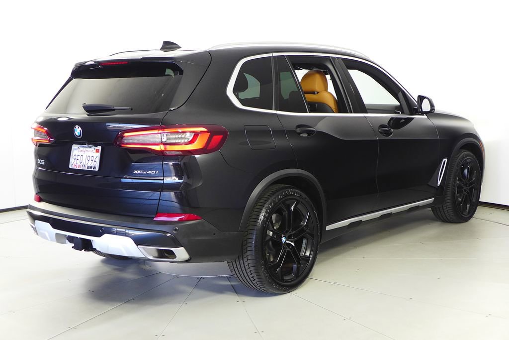Used 2023 BMW X5 xDrive40i w/ Parking Assistance Package image 7