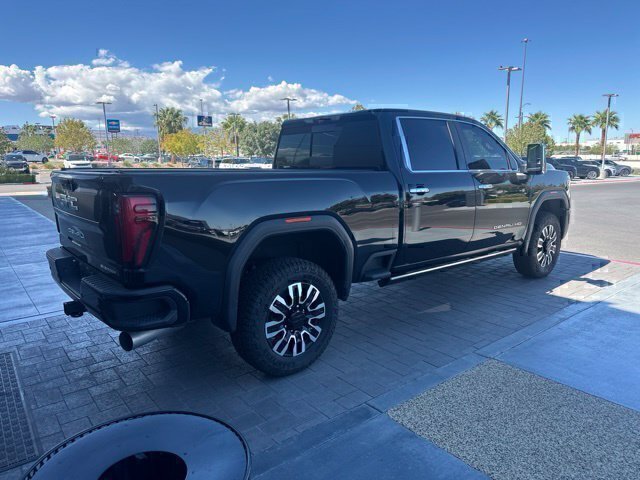 Used 2024 GMC Sierra 2500 Denali Ultimate AWD/4WD image 5