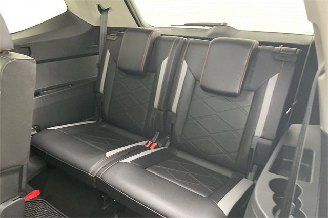 Used 2025 Volkswagen Atlas Peak Edition SE image 44