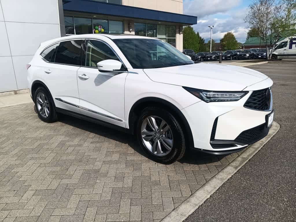 Used 2026 Acura MDX SH-AWD image 8