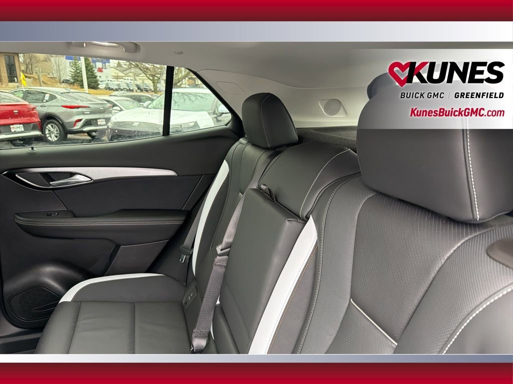 New 2026 Buick Envision Sport Touring image 36