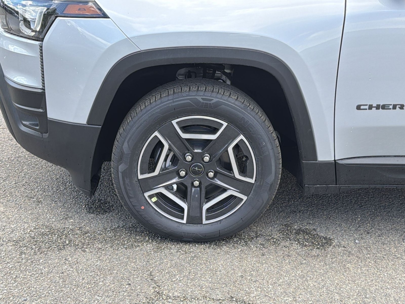 New 2026 Jeep Cherokee Laredo AWD/4WD image 12