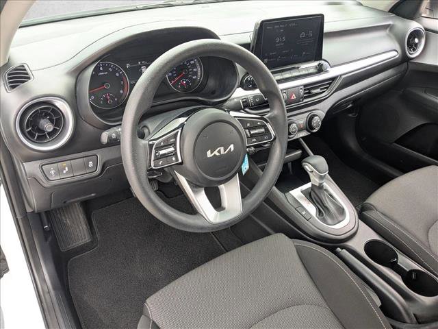 Used 2024 Kia Forte LXS w/ LXS Technology Package FWD image 10