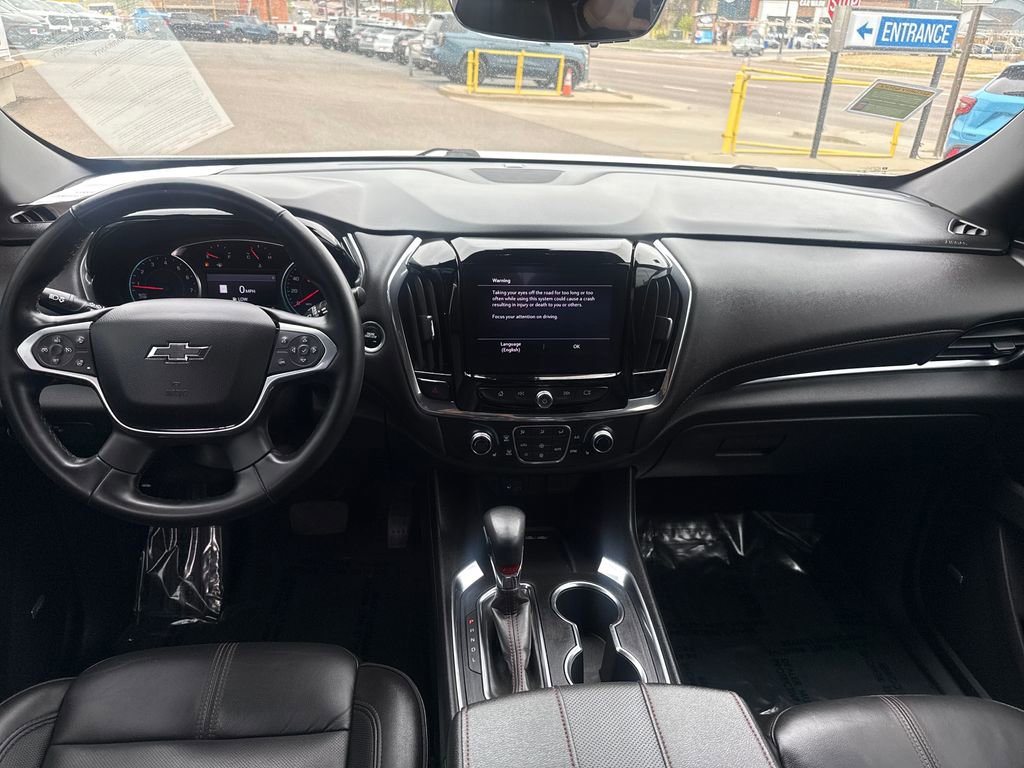 Used 2023 Chevrolet Traverse RS image 12