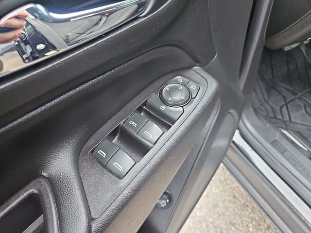 Used 2020 Chevrolet Equinox LT w/ Driver Convenience Package FWD image 12