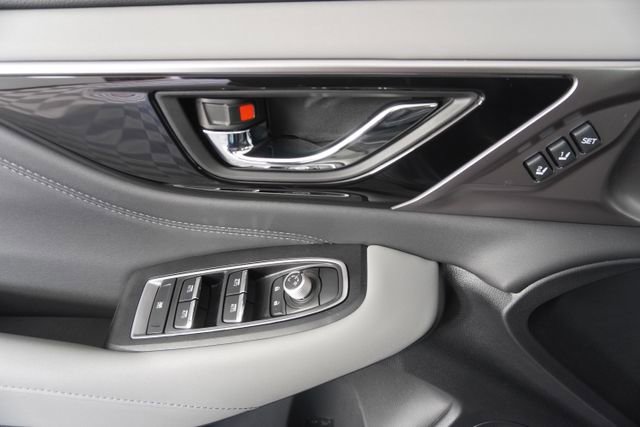 Certified 2025 Subaru Outback Limited image 20