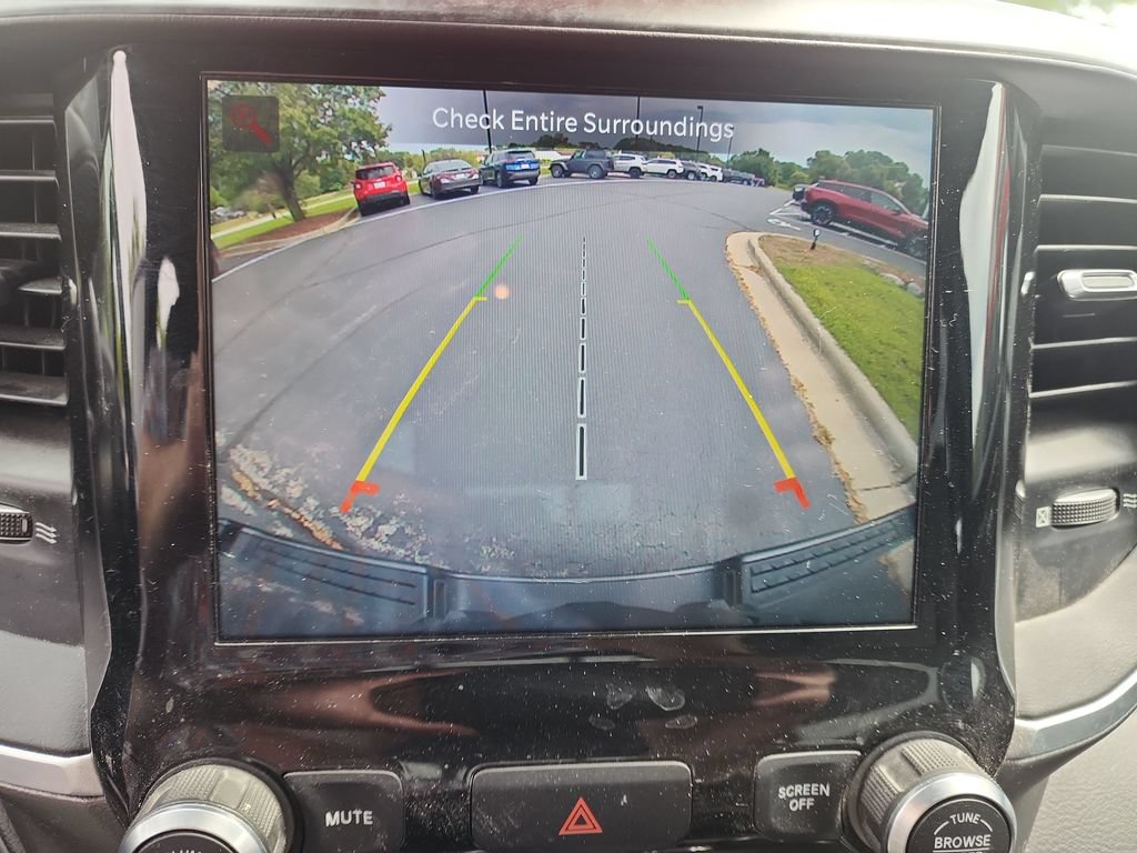 Used 2022 RAM 1500 Big Horn AWD/4WD image 22