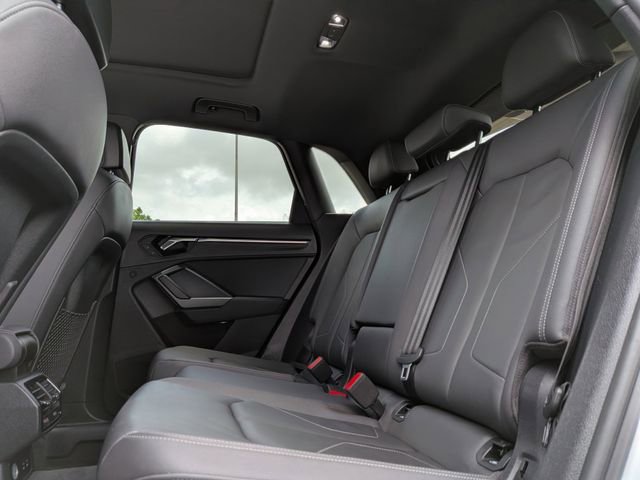 Used 2021 Audi Q3 2.0T Premium Plus w/ Premium Plus Package image 25